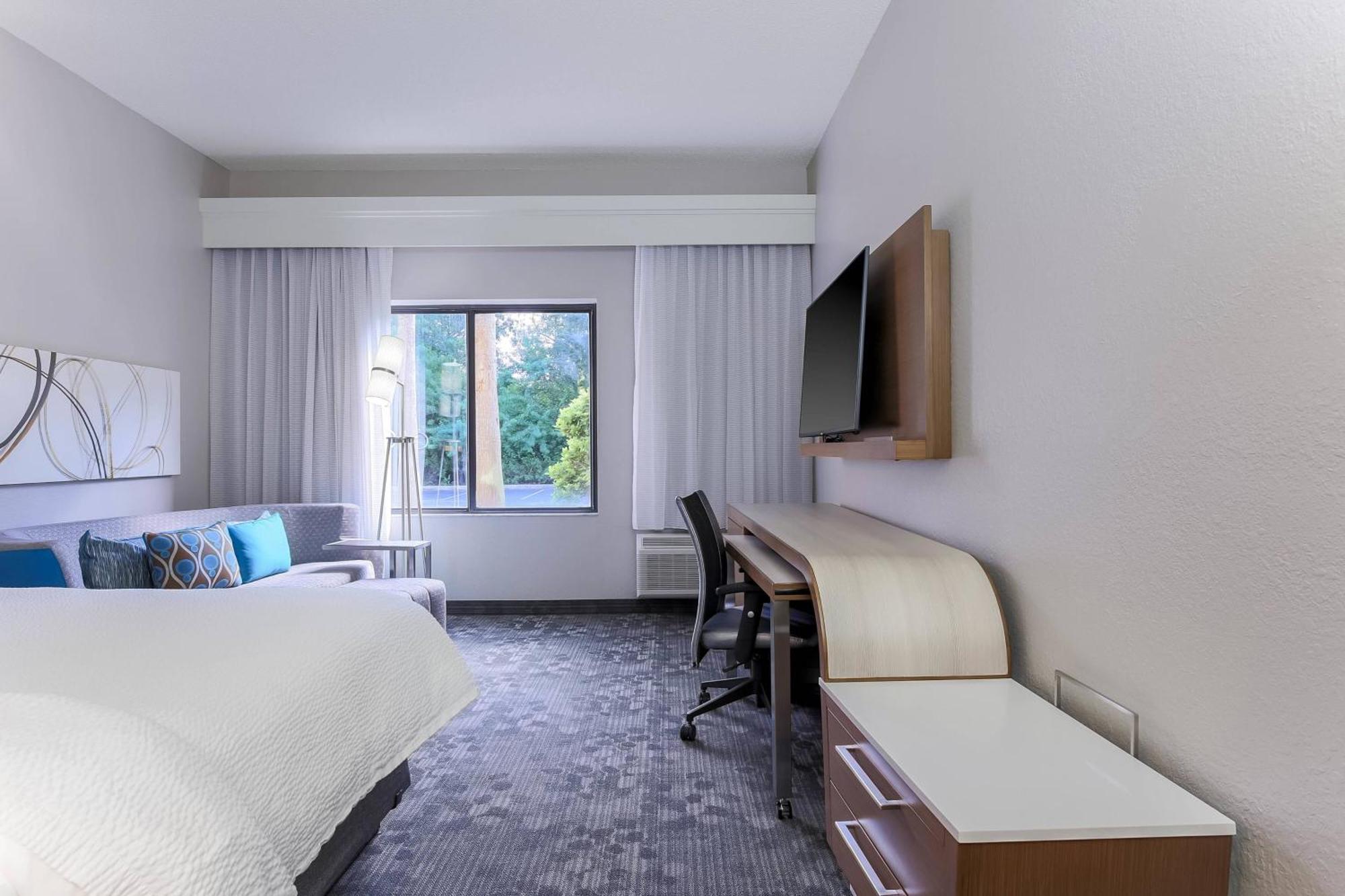 Courtyard Tampa Brandon Hotel Ngoại thất bức ảnh